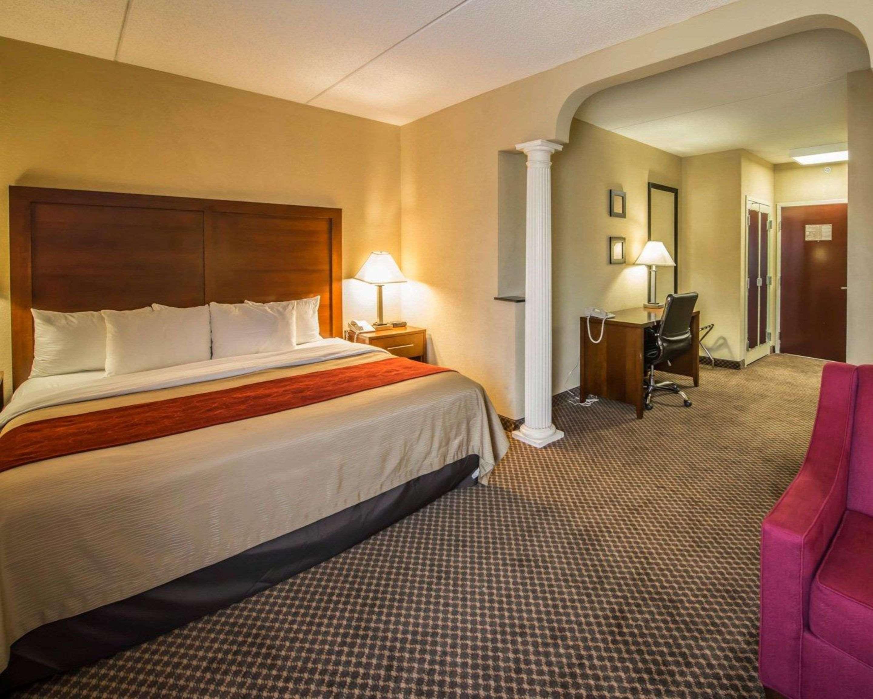 Comfort Inn & Suites Моргантон Экстерьер фото