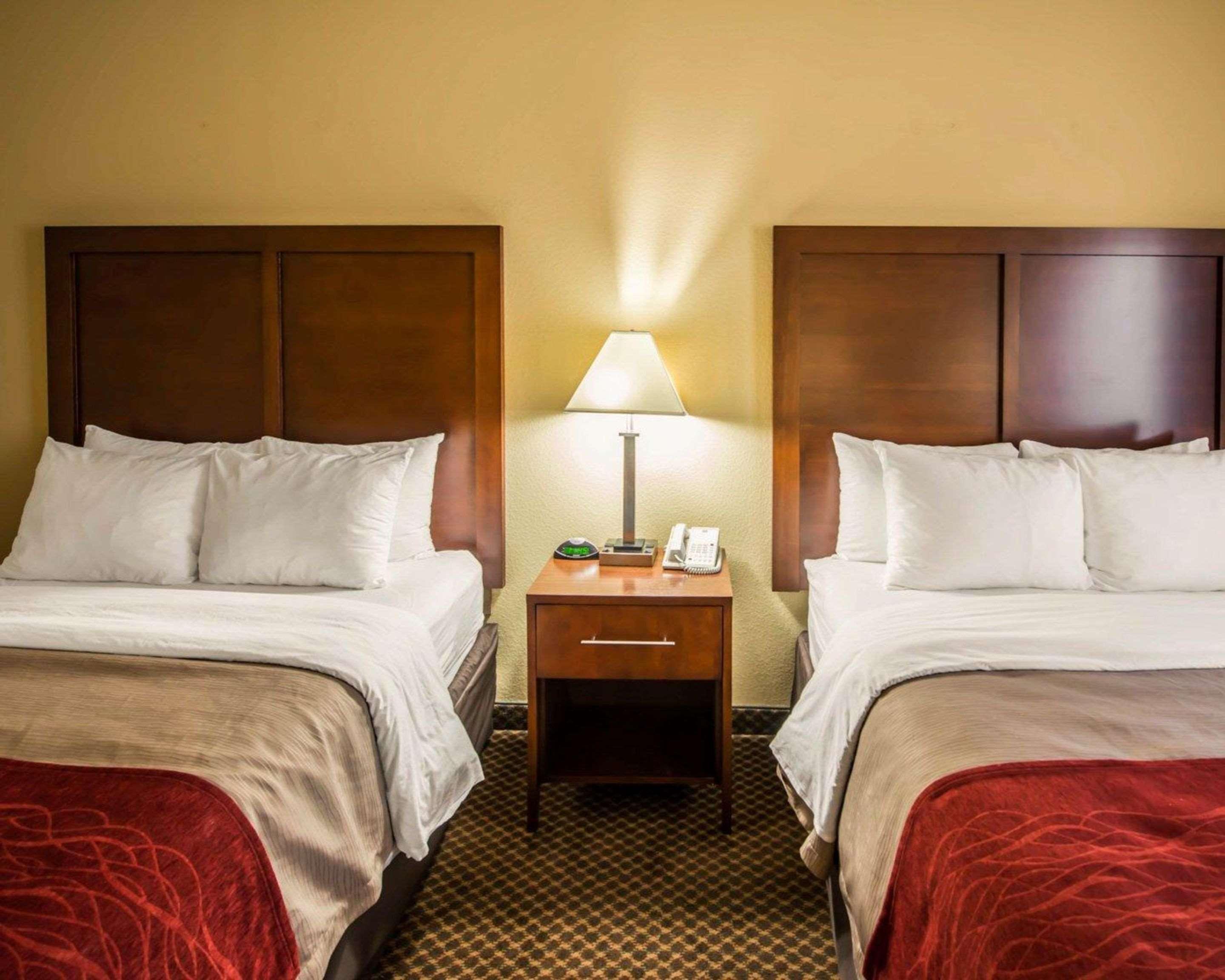 Comfort Inn & Suites Моргантон Экстерьер фото