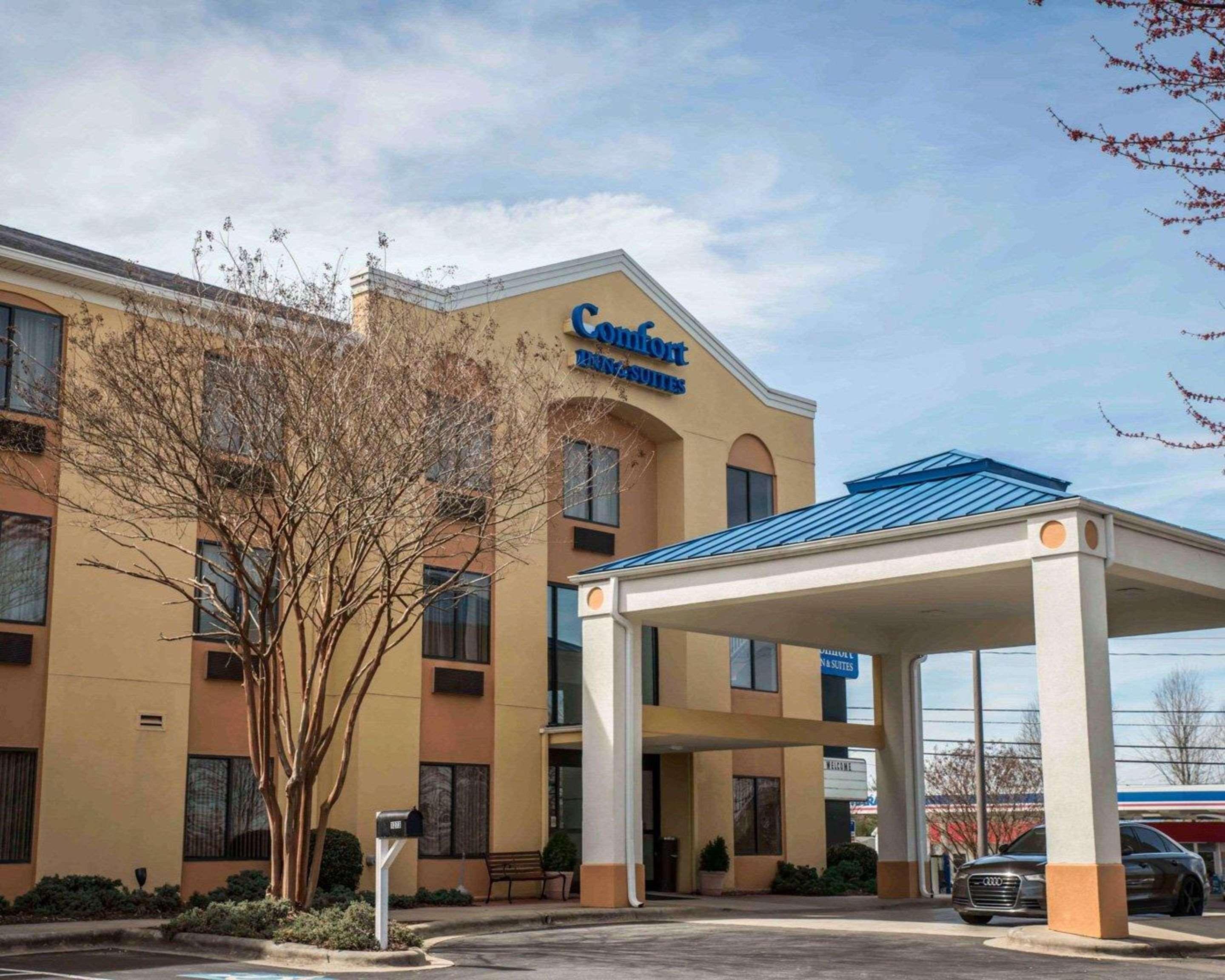 Comfort Inn & Suites Моргантон Экстерьер фото