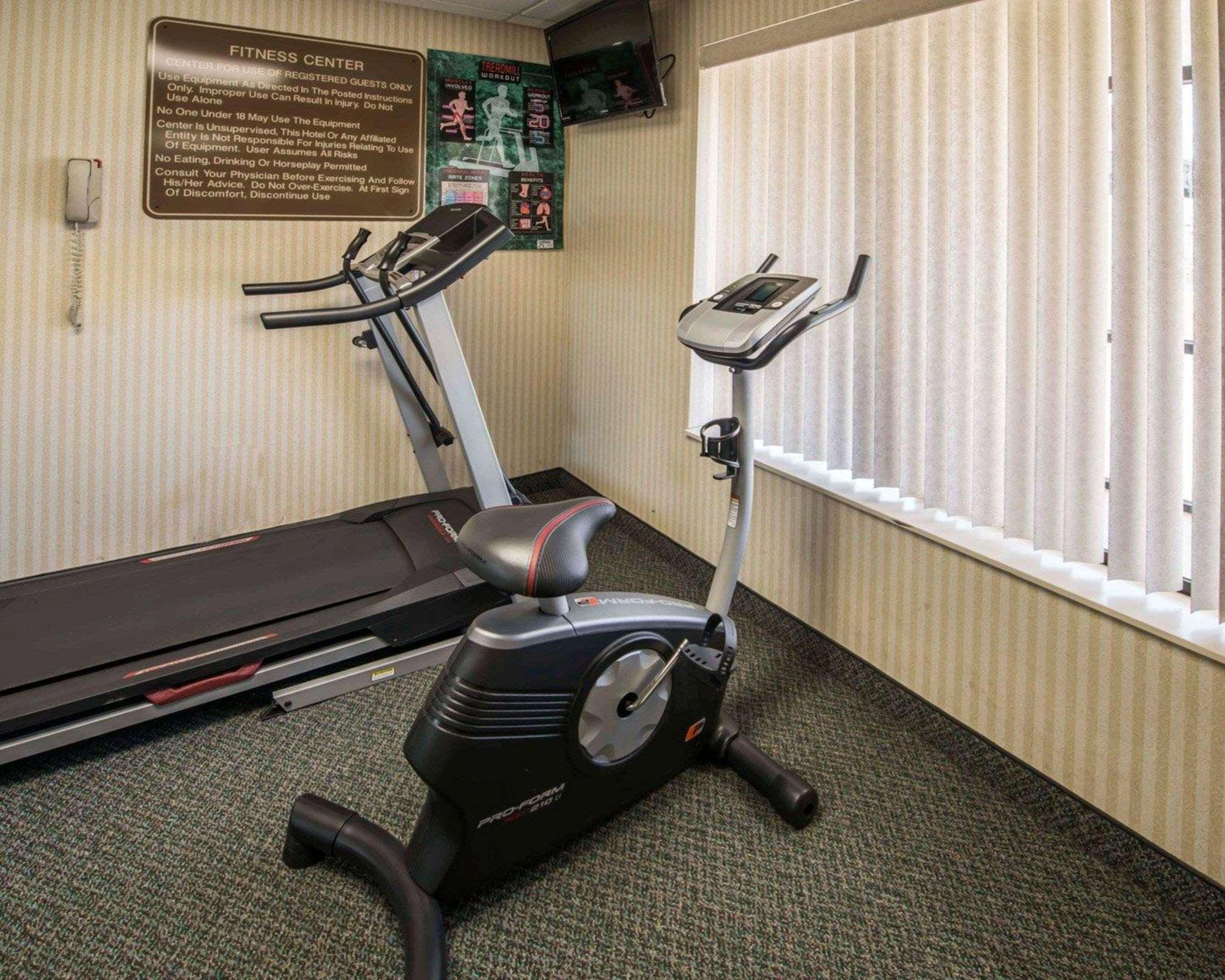 Comfort Inn & Suites Моргантон Экстерьер фото