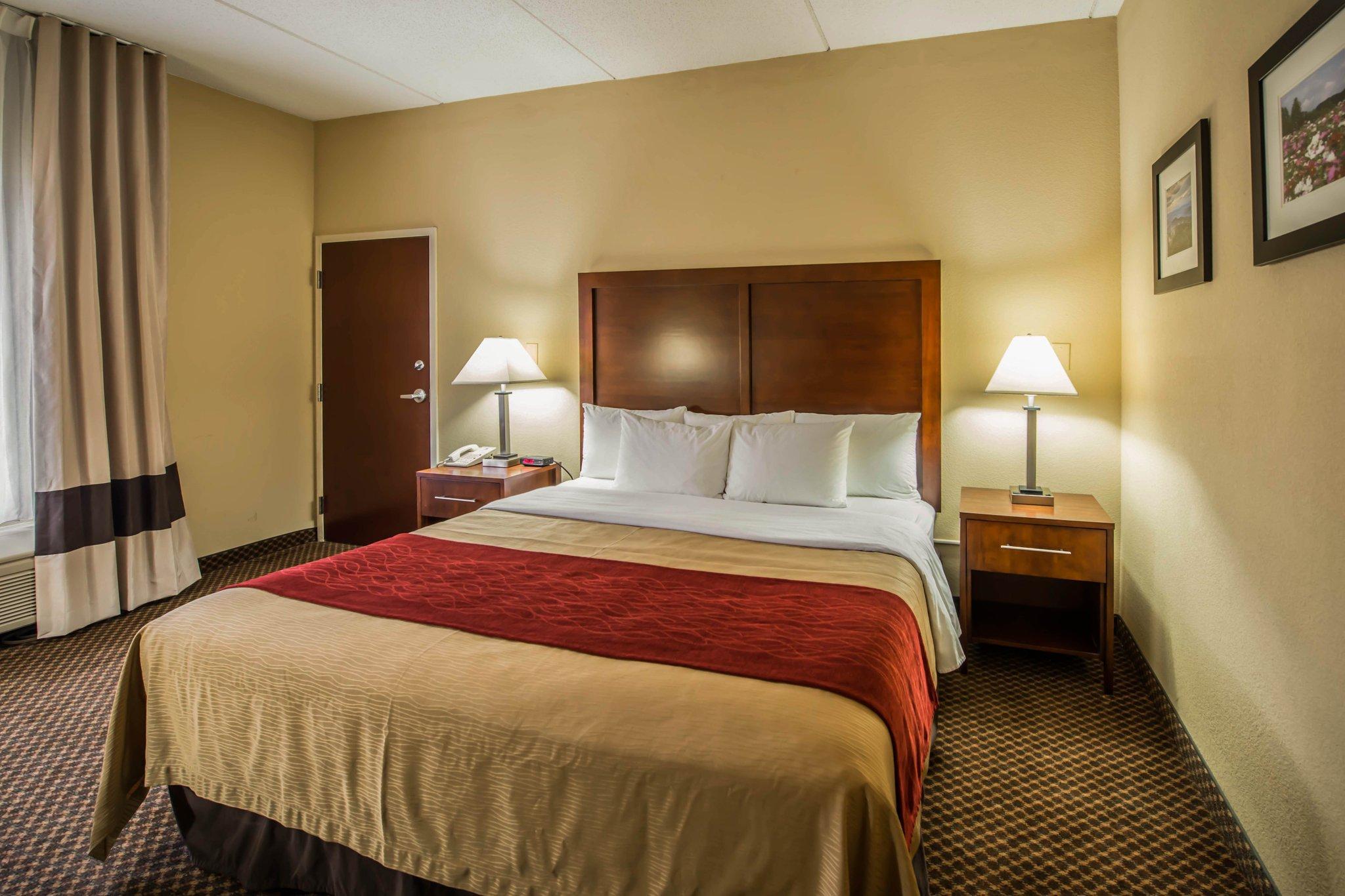 Comfort Inn & Suites Моргантон Экстерьер фото