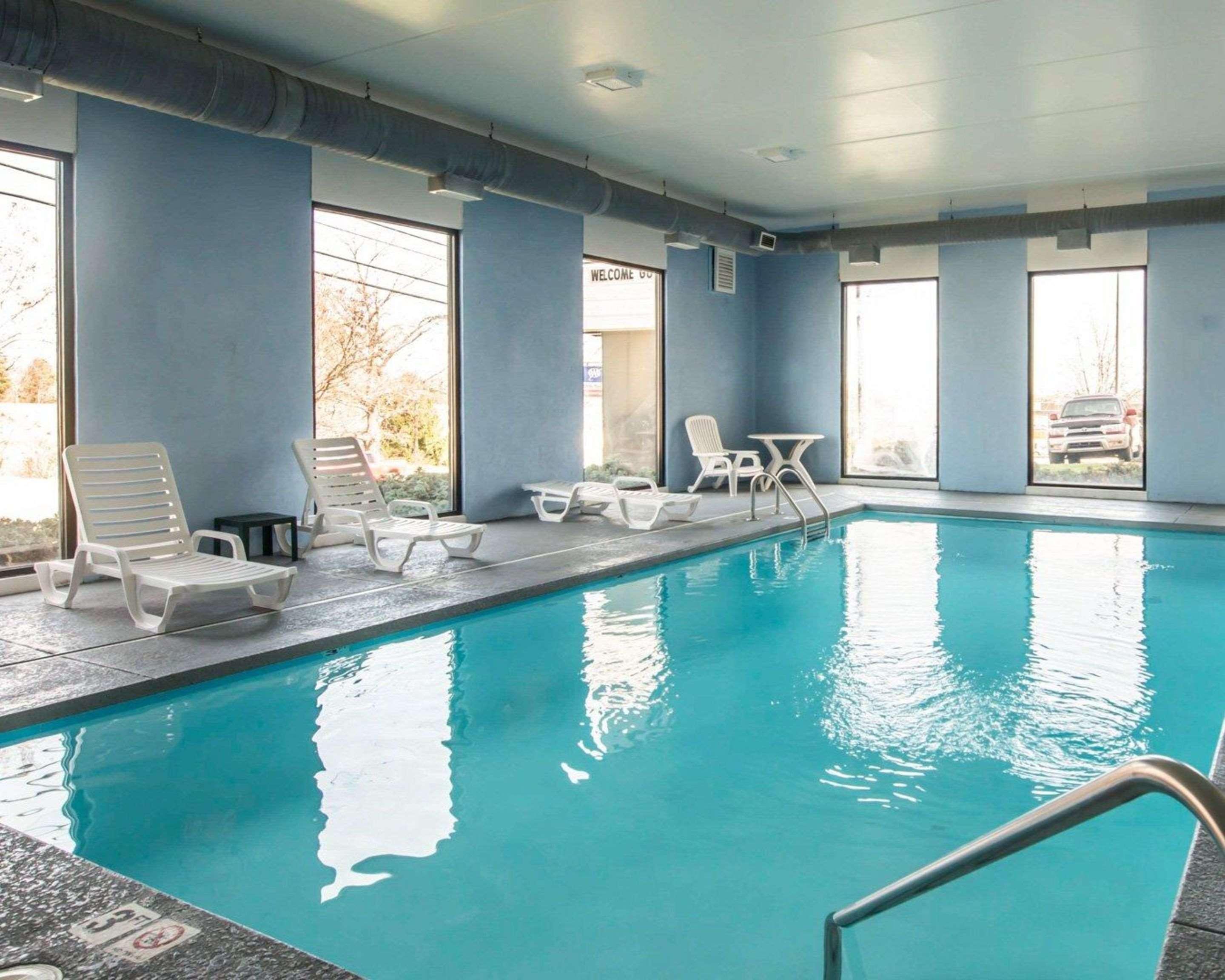 Comfort Inn & Suites Моргантон Экстерьер фото