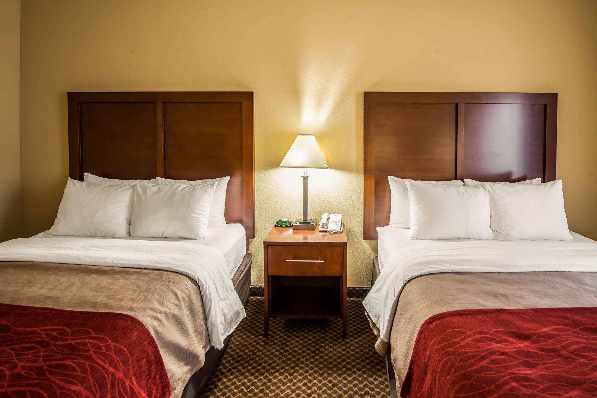 Comfort Inn & Suites Моргантон Экстерьер фото